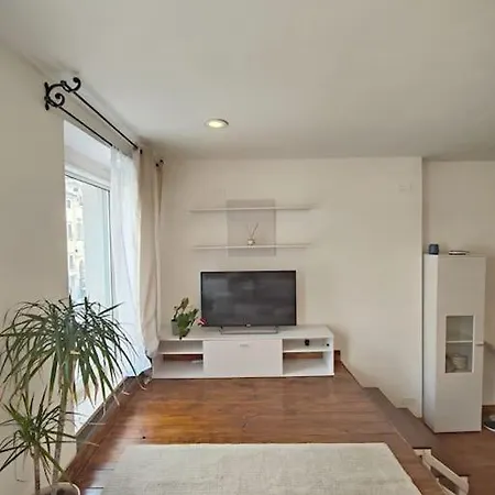 アパート Le Di Sara: Centro Storico+parcheggio A700mt ウーディネ